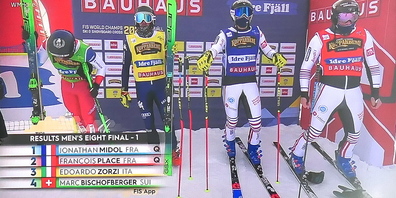 Das war wohl nichts. Marc Bischofberger mit hängendem Kopf ganz links als Letzter seines Laufs (Bild: SRF/Ulrike Huber)