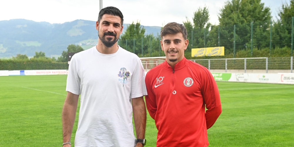 FCRJ-Sportchef Alessandro Ciarrocchi (l.) mit Neuzugang Filipe de Carvalho, der die Erfahrung aus 58 Super-League-Spielen für GC mitbringt.