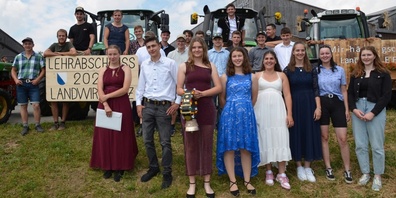 Abschliessende Landwirtinnen und Landwirte EFZ in Erstausbildung.