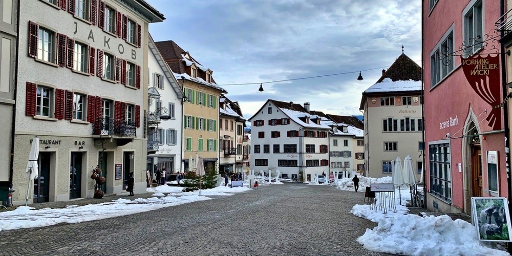 So leer kennt man das ansonsten belebte Rapperswil gar nicht.