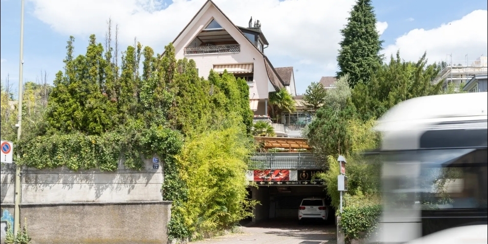 Der Tempel der Leidenschaft in Oberengstringen.