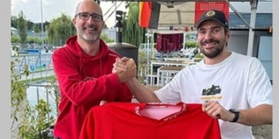 Jens Weimer (Sportchef EHCKK, links) und Kristian Gorz. 
