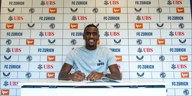 Setzt seine Unterschrift unter einen Dreijahresvertrag: Jorge Segura.