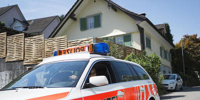 Im August 2015 fand die St.Galler Polizei in Staad im Keller eines Wohnhauses die Leiche eines Kindes. Am Freitag stehen die Eltern des Mädchens vor Kantonsgericht St. Gallen (Archivbild).