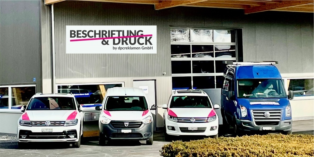 Die Firma Beschriftung&Druck bietet Fahrzeugbeschriftung, Gebäudebeschriftung und noch viel mehr an.