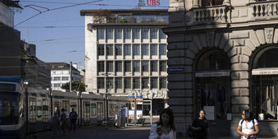Das Grau soll am Paradeplatz überstrahlt werden: Die Stadt stellt in den kommenden Tagen rund 50 Jungbäume auf. (Symbolbild)