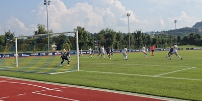 Der Ball rollt auf der Rüti in Henau.