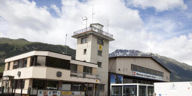 Nach jahrelangem Ringen kann der betagte Flughafen Samedan im Engadin nun doch noch neu gebaut werden. (Symbolbild)