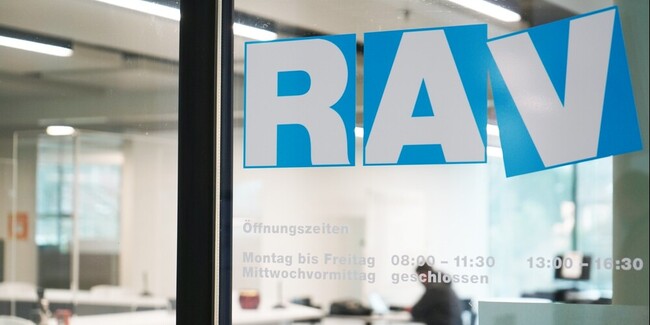 Im Kanton St.Gallen ging die Stellensuchenden-Zahl im April 2026 gegenüber dem Vormonat zurück, lag aber im Vorjahresvergleich höher. (Symbolbild)