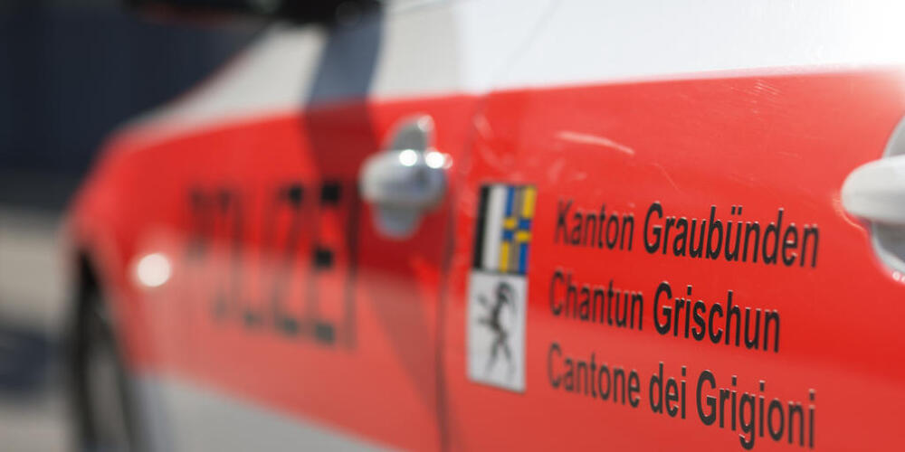 Der schwer verletzte Motorradfahrer wurde nach Lugano TI in ein Spital gebracht. (Symbolbild)