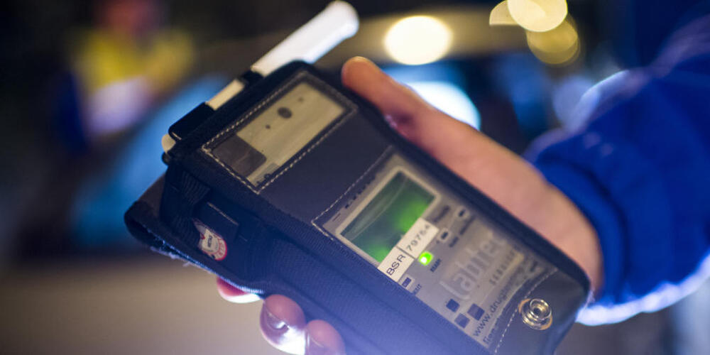 In St. Gallen erwischte die Polizei einen 18-Jährigen mit einem gestohlenen Auto. Ein Test ergab, dass er alkoholisiert war. (Symbolbild)