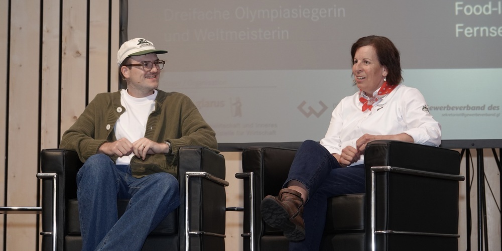 Food Influencer Noah Bachofen und Skisport-Legende Vreni Schneider sind der lebendige Beweis für Glarner Bestleistungen.