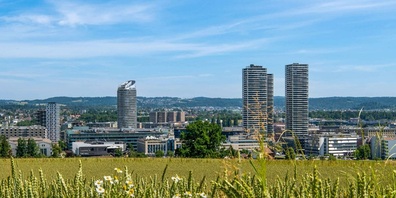 Die Stadt Dübendorf bewilligte unter anderem einen Kredit für die Erstellung einer temporären Containeranlage.