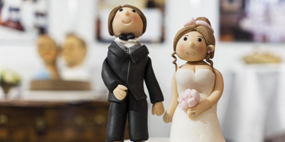 Wer heiratet, soll nach Ansicht des Schwyzer Regierungsrats weiterhin gemeinsam besteuert werden. (Symbolbild)