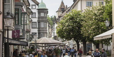 Der Stadt Schaffhausen läuft es finanziell gut, der Stadtrat will erneut Steuern senken. (Archivbild)