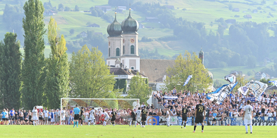 Ganz Lachen war am Sonntag im Fussballfieber.