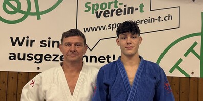 Marcel Wenger mit Nationalkader-Judoka Naahum Schönenberger.