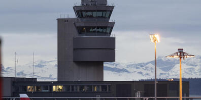 Der Flughafen Zürich will einen neuen Tower erstellen. Der Bund hat diesen nun genehmigt. (Archivbild)