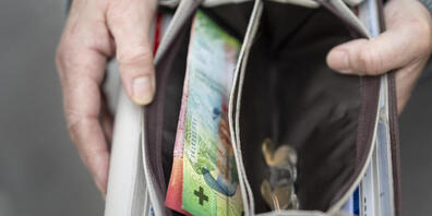 Das Loch in der Schwyzer Staatskasse dürfte kleiner ausfallen als budgetiert. (Symbolbild)