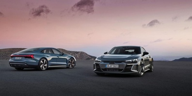 In der Schweiz steht der Audi e-tron GT ab Mitte Mai für Testfahrten bereit und ist ab CHF 109'900.- verfügbar.