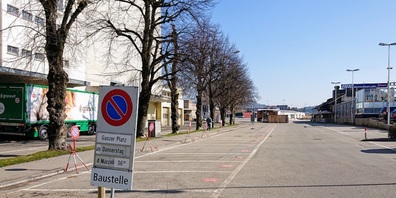 Zwei kranke Linden beim Bahnhof Gossau werden ab Donnerstag ersetzt.