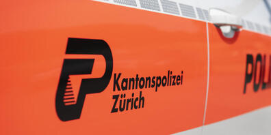 Die Kantonspolizei rückte am frühen Donnerstagmorgen wegen eines Einbruchs in ein Autohaus aus. (Symbolbild)