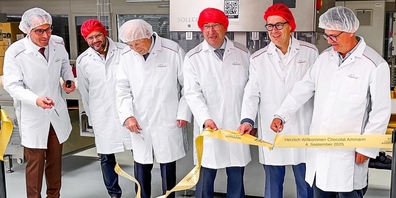 Christoph Birchler, CEO Maestrani Schweizer Schokoladen AG, Rolf Claude, Gemeindepräsident Flawil, Randolf Hanslin, Vertreter der Inhaberfamilien, Beat Tinner, Regierungspräsident Kanton SG, Beni Würth, Ständerat SG, und Diego Zoller, Vertreter der Inhaberfamilien