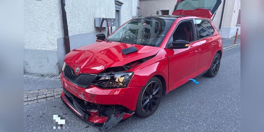 Beim Unfall entstand erheblicher Sachschaden.
