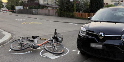 Die Velofahrerin zog sich beim Unfall lebensbedrohliche Verletzungen zu.