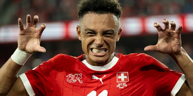 Die Entscheidung: Dan Ndoye zeigt nach dem 3:0 die Zähne.
