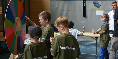 Viele Jungfischer waren an der Ausstellung anwesend.