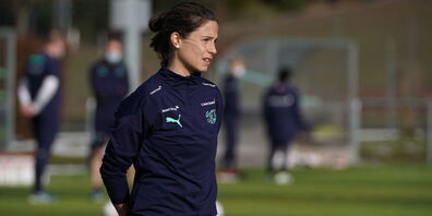 Die neue Cheftrainerin bringe viel Erfahrung und Leidenschaft mit.