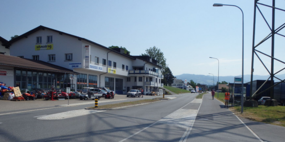 Ist-Zustand Rickenstrasse, Haltestellen Twirren, Blickrichtung Osten (aus dem technischen Bericht).