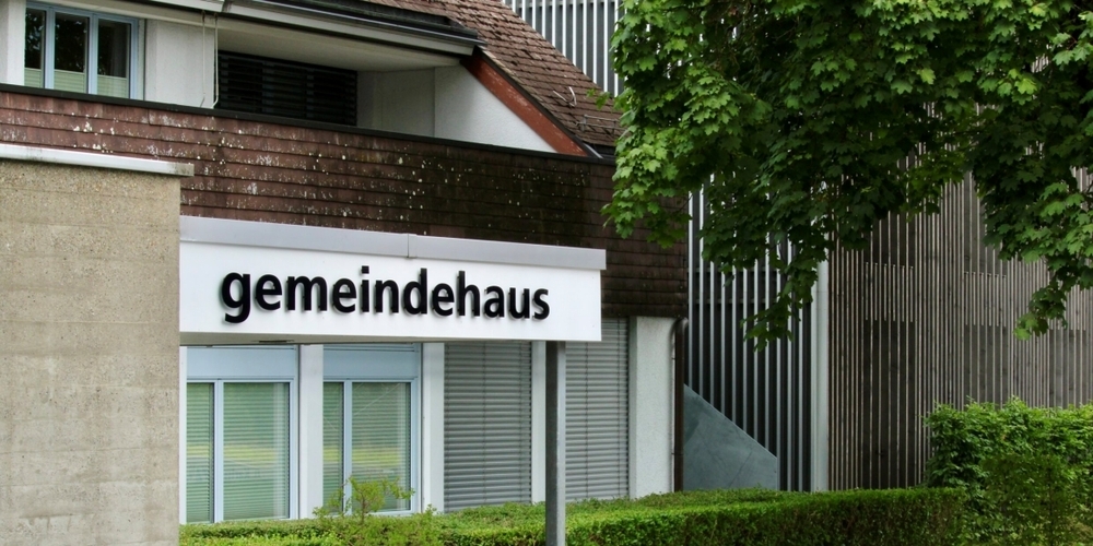 In Maur ist ein Streit um die Abstimmung über die Asylunterkünfte entbrannt.