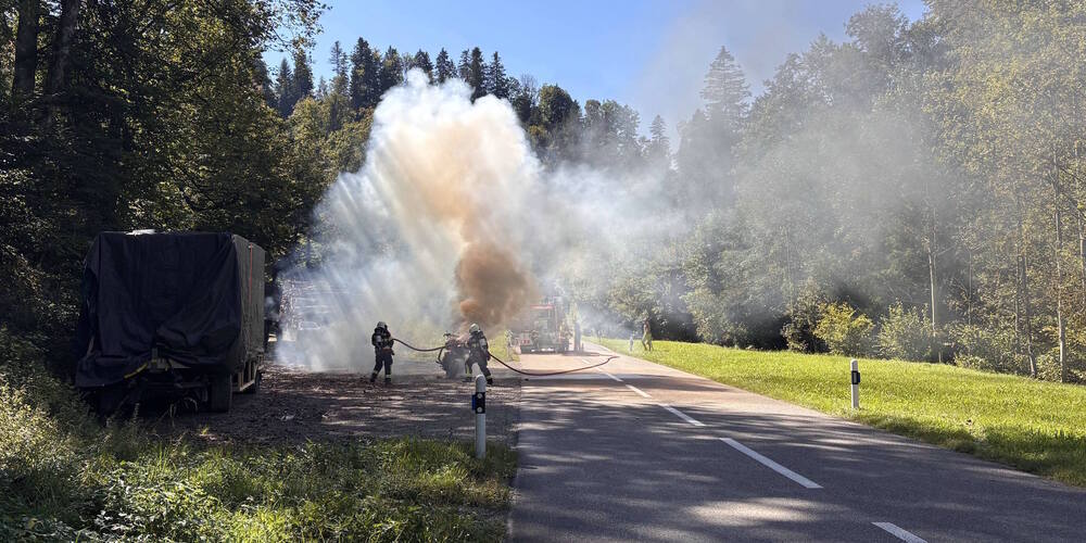 Der Motorradfahrer blieb unverletzt.