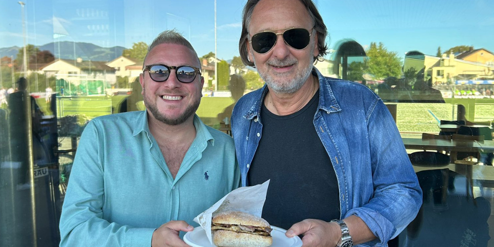 Gastronomisch holen die Auer immer mehr auf. Der Zack-Zack auf der Tägeren von Heinz kann sich mittlerweile als Nummer 2 im Tal etablieren - hinter Marius vom Kolbenstein. 