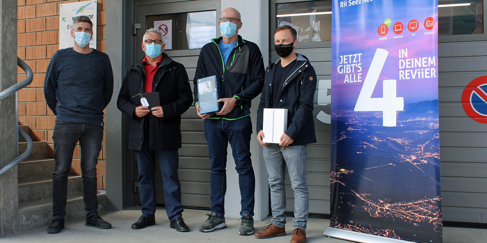 Von links: Urs Schneider, Leiter CATV Diepoldsau, Herbert Dutler, Daniel Jöhri, Patrik «Bobby» Spirig.