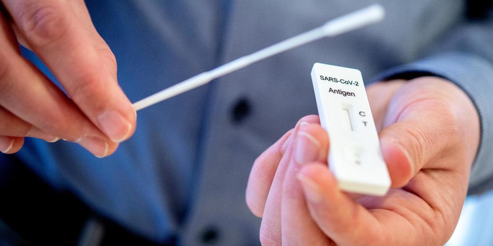 Die IHK St.Gallen-Appenzell unterstützt das Kantonsarztamt bei der Umsetzung der Betriebstestungen mittels PCR-Speicheltests.