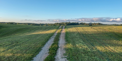 Das Siedlungsgebiet der Stadt Schaffhausen ist umgeben von offener Landschaft und Wäldern.