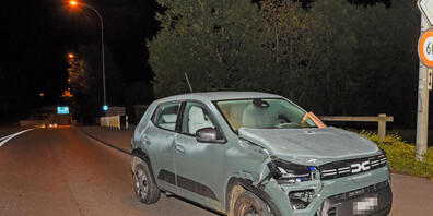 Das zurückgelassene Auto war in der Nacht auf Freitag gestohlen worden.