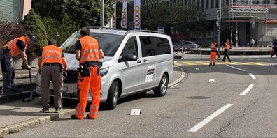 Ein 12-jähriges Mädchen wurde durch die Kollision mit einem Lieferwagen schwer verletzt.