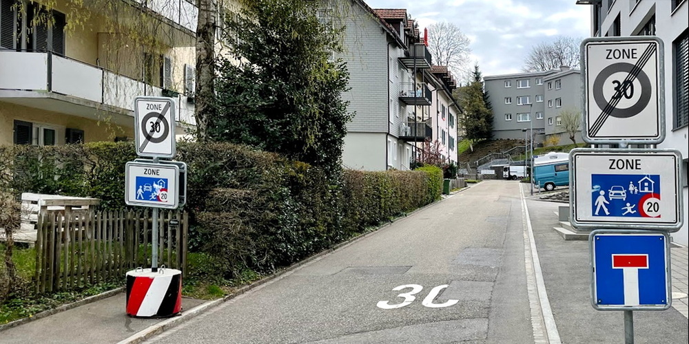 Die Stadt führte zumindest eine «Begegnungszone» ohne rechtliche Grundlage ein (Symbolbild)