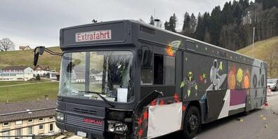 Nach dem Unfall vom Februar 2024 mit sieben verletzten Personen war in Schwellbrunn auch ein Care Team im Einsatz. (Archivbild)