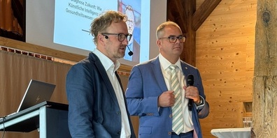 Spiegel-Journalist Thomas Schulz im Gespräch mit Regierungsrat Urs Martin.