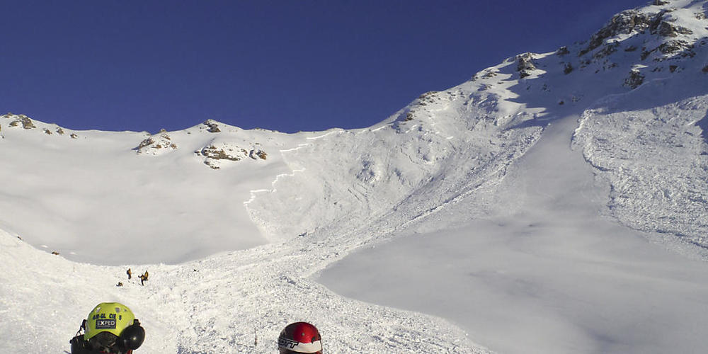 Die Rettungscrews der Air Zermattund von Air-Glaciers wurden am letzten Wochenende zu beinahe 80 Einsätzen gerufen. (Archivbild)