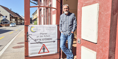 Lukas Huber ist Pfarrer der evangelisch-reformierten Kirchgemeinde Löhningen-Guntmadingen. Davor war der Basler neun Jahre in Oberhallau tätig. Ihm ist es wichtig, mit den Menschen im Umfeld seines Wirkens als Geistlicher in Kontakt treten zu können.