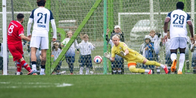 Für den FCRJ wäre noch mehr möglich gewesen, aber Rijad Saliji scheitert vom Penaltypunkt aus an FCZ-Ersatzkeeper Yevhen Morozov.