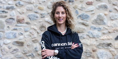 Die Olympiasiegerin Jolanda Neff freut sich, viel ihrer Fans in Widnau beim ersten GP Jolandaland begrüssen zu dürfen.