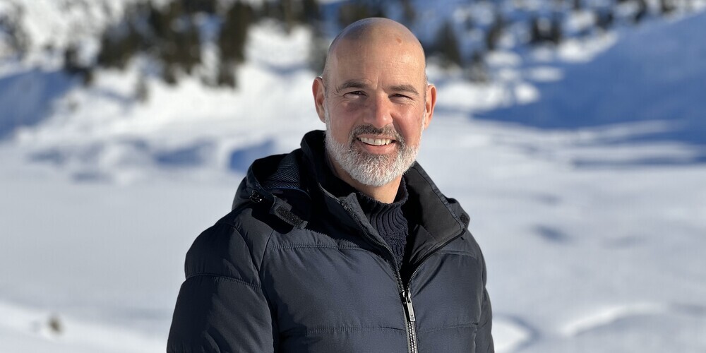 Roger Büchel ist 52-jährig und im Oberrieter «Loo» aufgewachsen. Mit der Übernahme der Geschäftsführung der Gemmi Bahnen stellt er sich einer neuen beruflichen Herausforderung im Wallis.