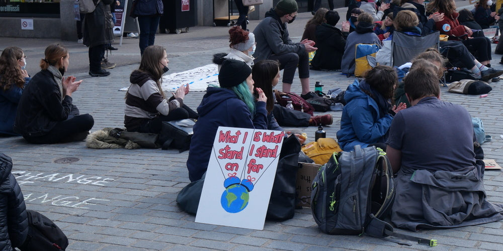 Mit der strengeren Absenzenregelung sieht die Klimastreik-Bewegung die politische Partizipation eingeschränkt. (Archivbild)